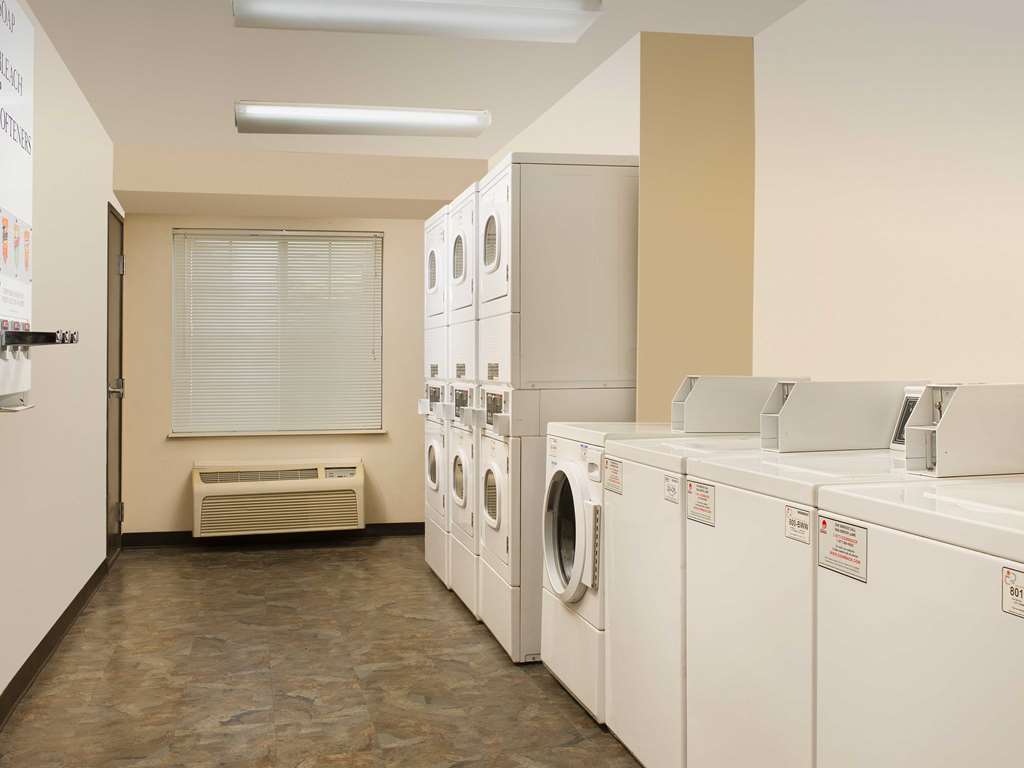 Woodspring Suites Midland Facilități foto