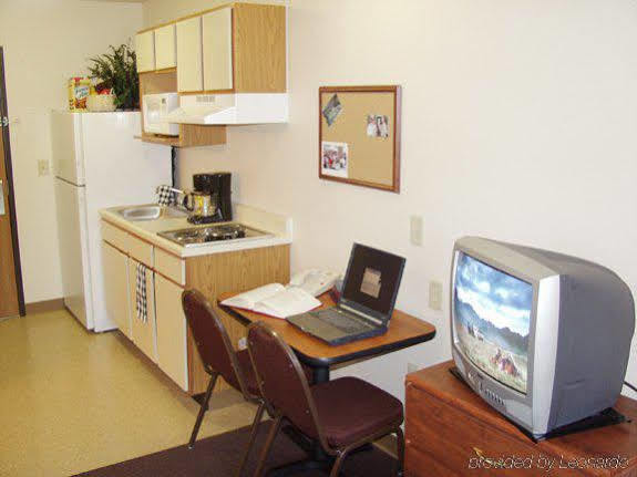 Woodspring Suites Midland Cameră foto
